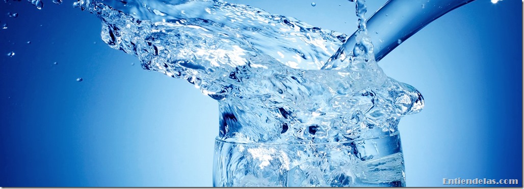 Razones por las que debemos beber suficiente agua todos los días