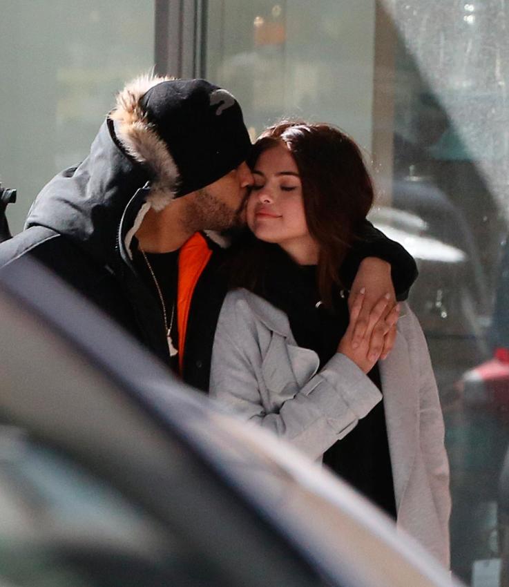 Selena Gomez y The Weeknd se dejan ver paseando juntos en Toronto