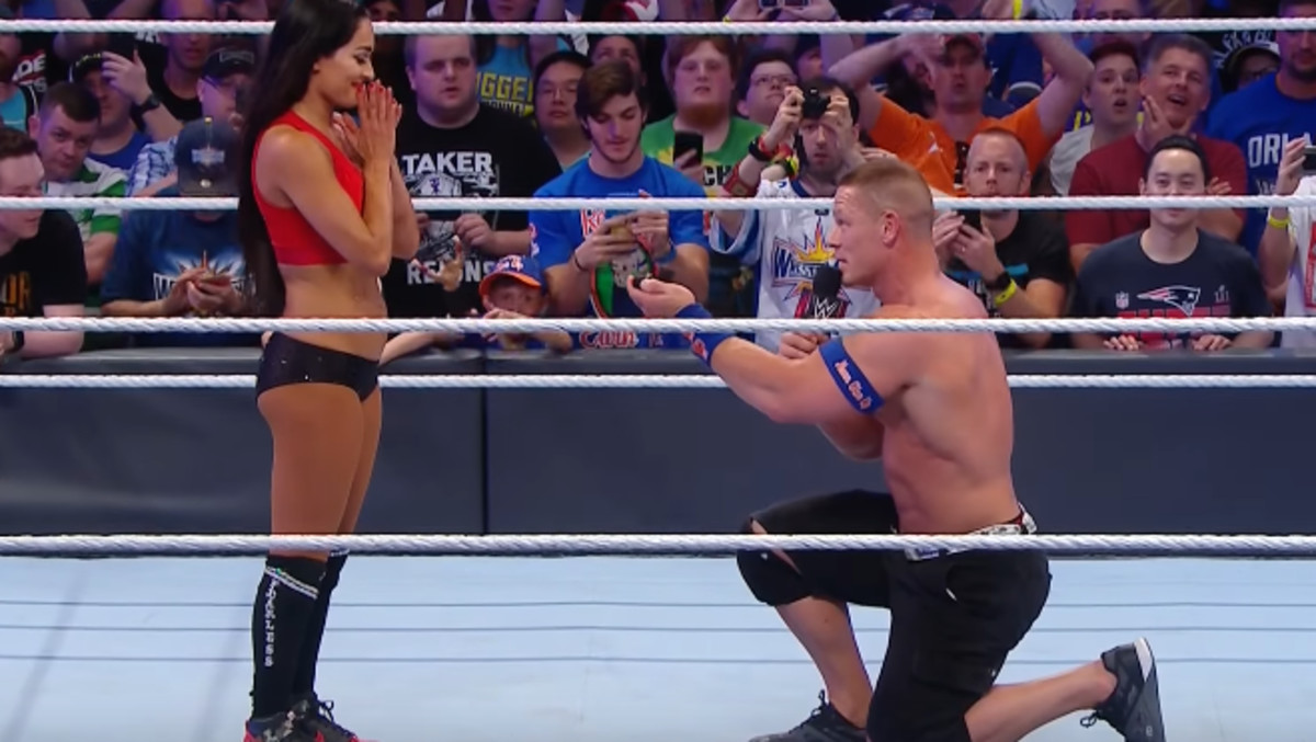 Amor en el ring: John Cena le pide matrimonio a Nikki Bella tras ganar un  combate de lucha libre (Video)